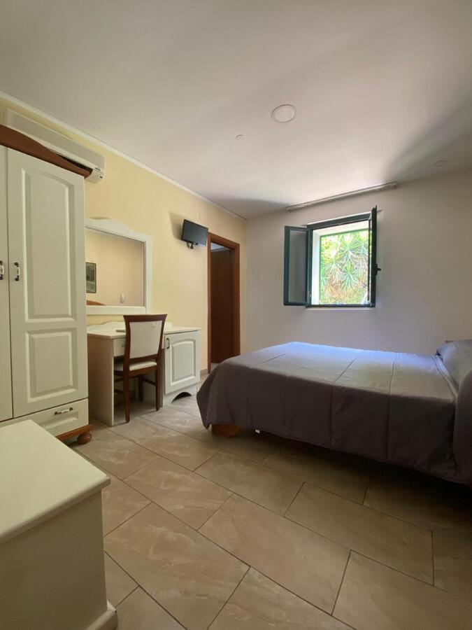 Hotel Federico II Νάπολη Εξωτερικό φωτογραφία