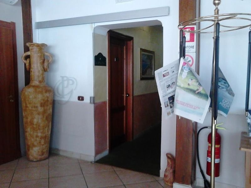 Hotel Federico II Νάπολη Εξωτερικό φωτογραφία