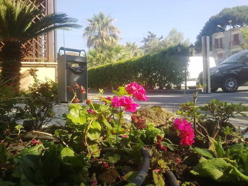 Hotel Federico II Νάπολη Εξωτερικό φωτογραφία