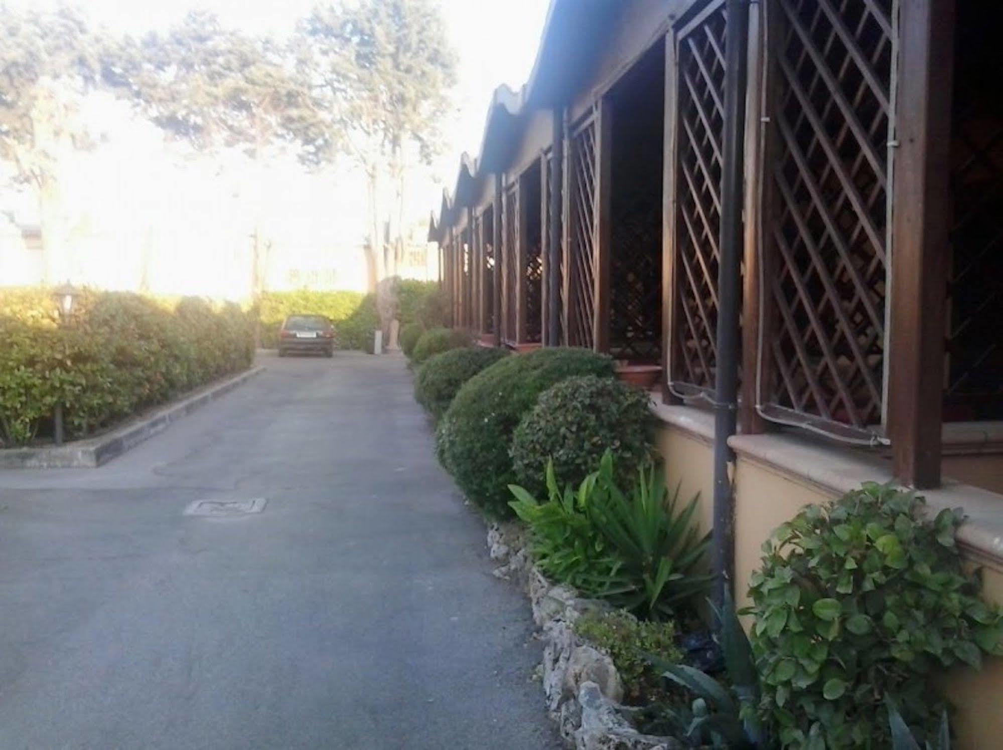 Hotel Federico II Νάπολη Εξωτερικό φωτογραφία
