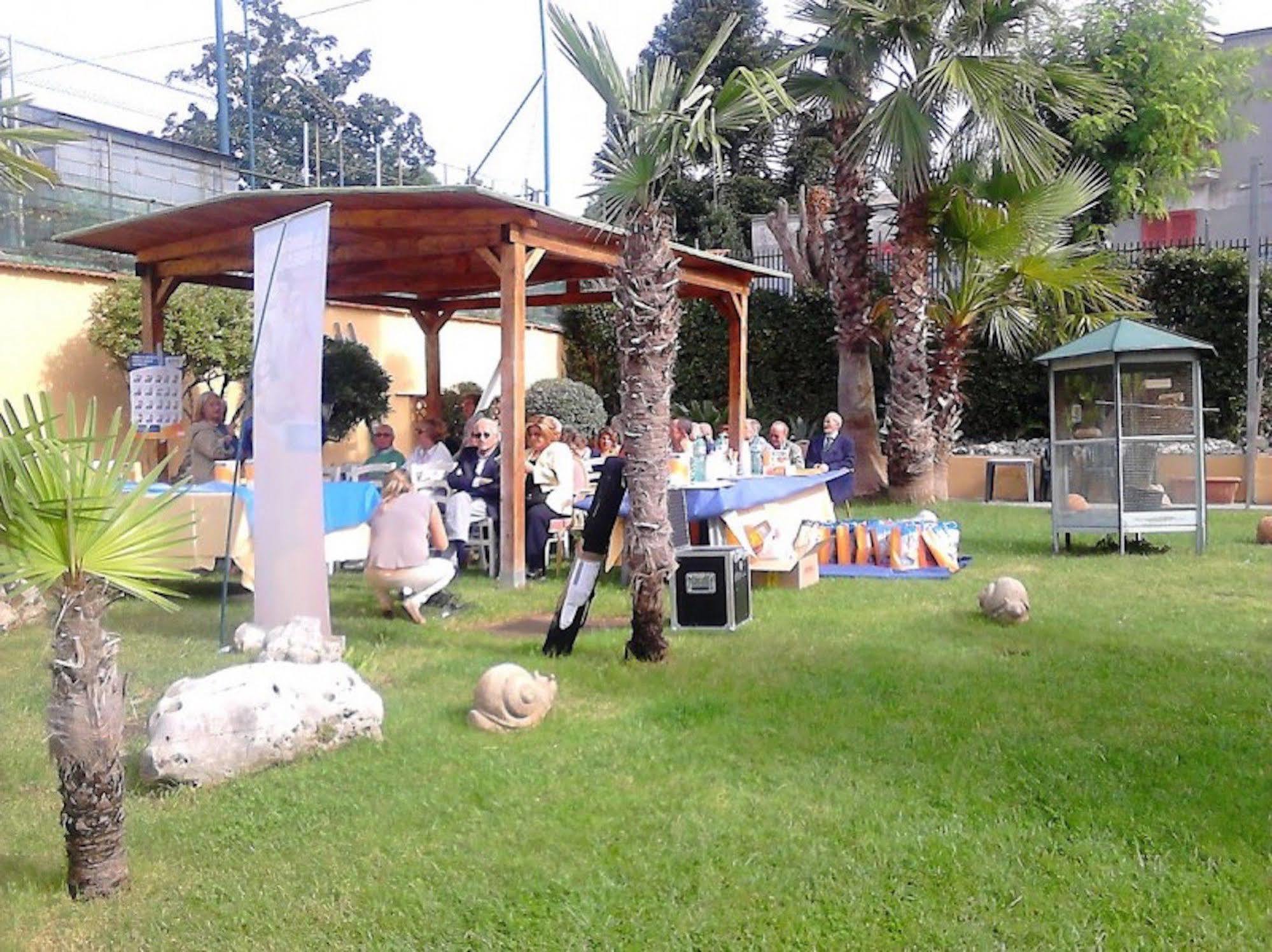 Hotel Federico II Νάπολη Εξωτερικό φωτογραφία